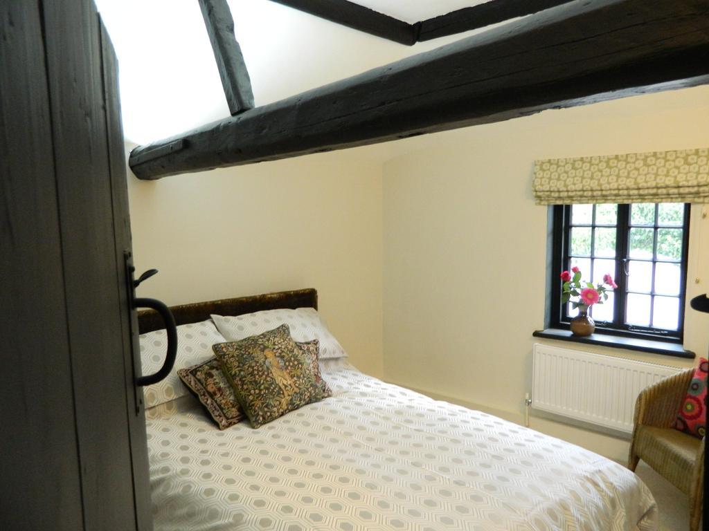 Henry VIII Cottage In The Heart Of Henley Eksteriør billede